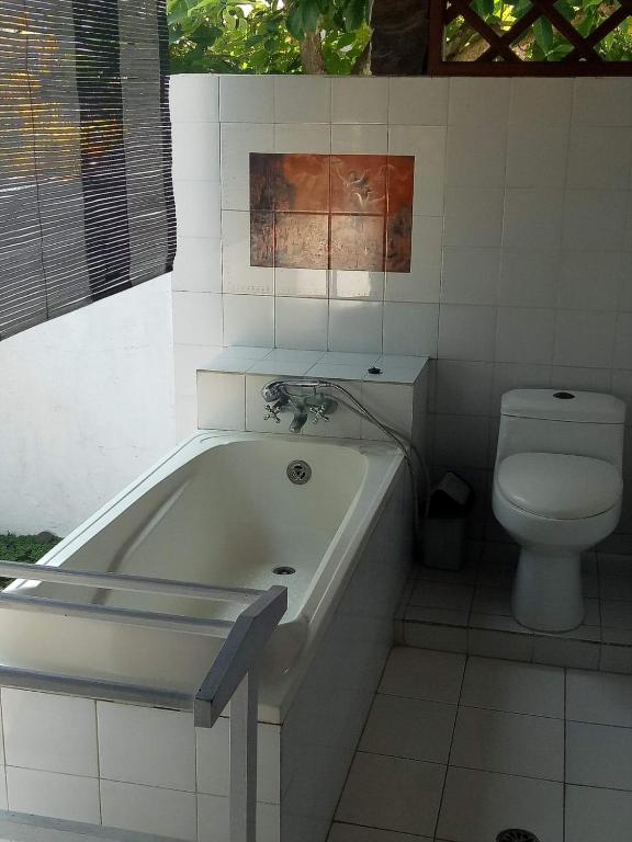 Koupelna v ubytování Adams homestay