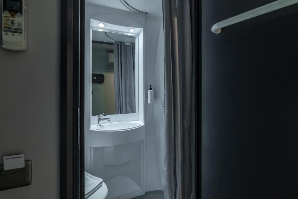 easyHotel Victoria - Resim 42