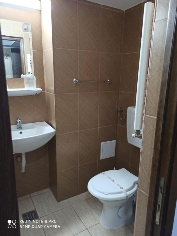 Koupelna v ubytování Hotel viilor