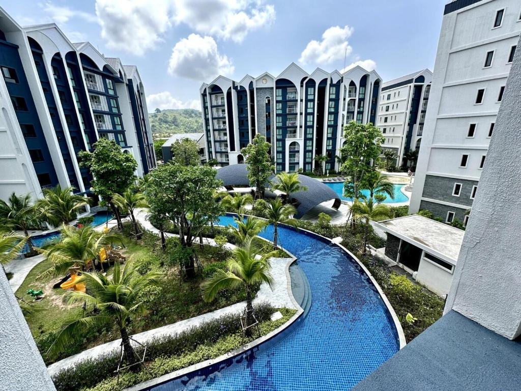 Bazén v ubytování Halo the Title nebo v jeho okolí