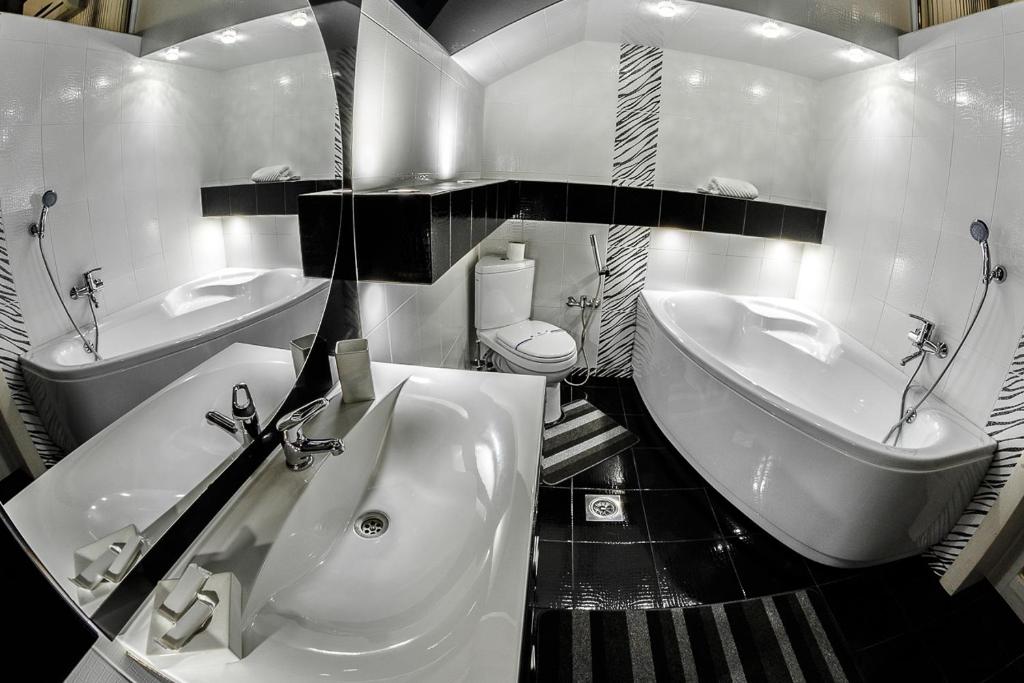 Diamond De Luxe photo 2