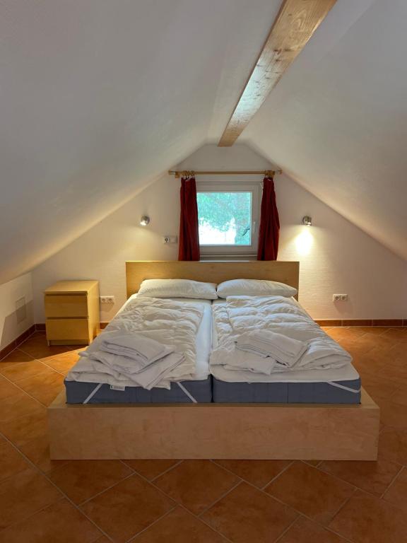 camping gasbrenner OnFire 3500W Gaskocher mit Windschutz & Piezozündung