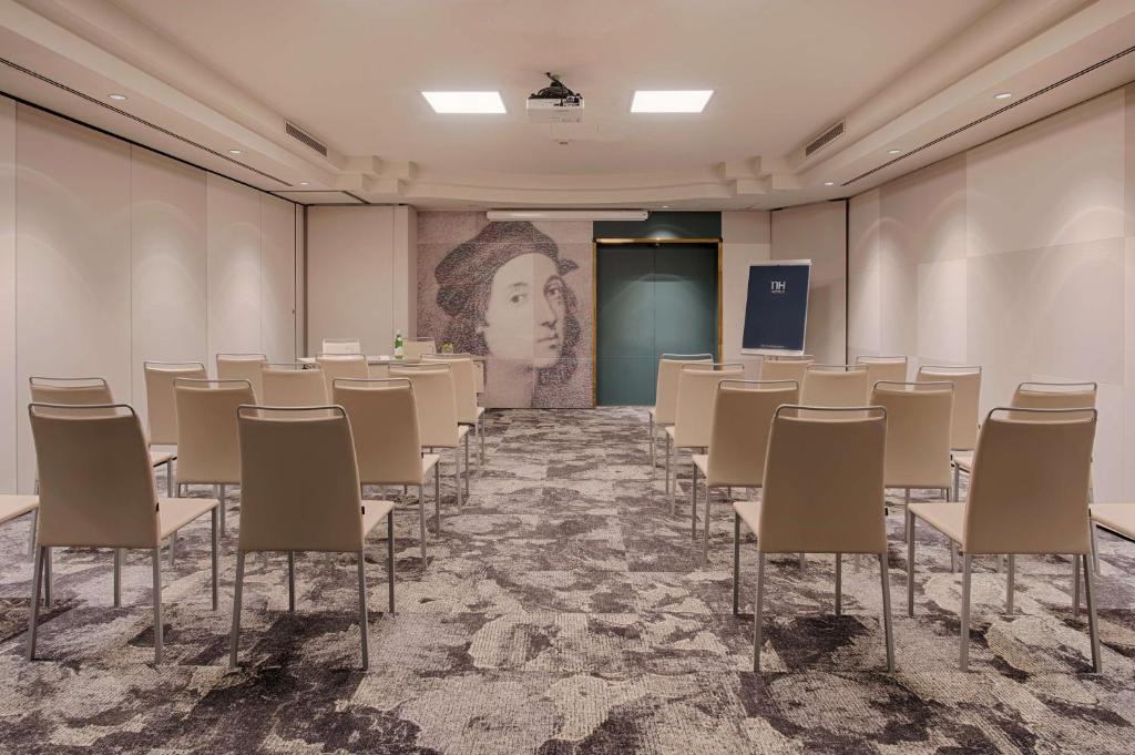 NH Roma Villa Carpegna - Resim 41