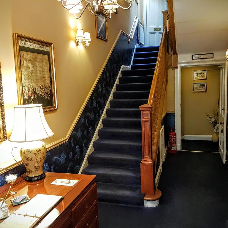 AmarAgua Guest house in Edinburgh, Midlothian, Scotland