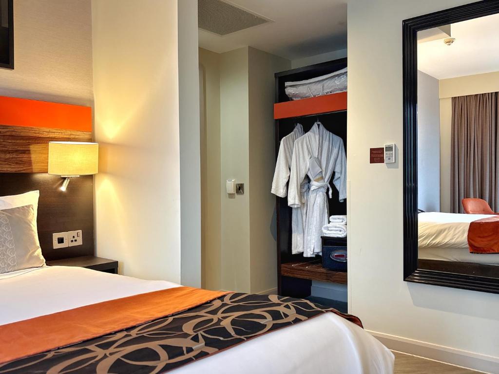 Clayton Hotel Cardiff - Resim 3