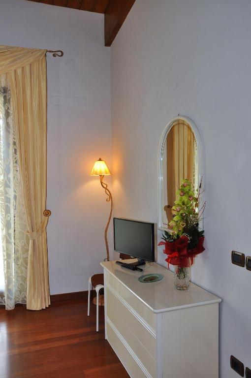 TV a/nebo společenská místnost v ubytování B&B Agrifoglio