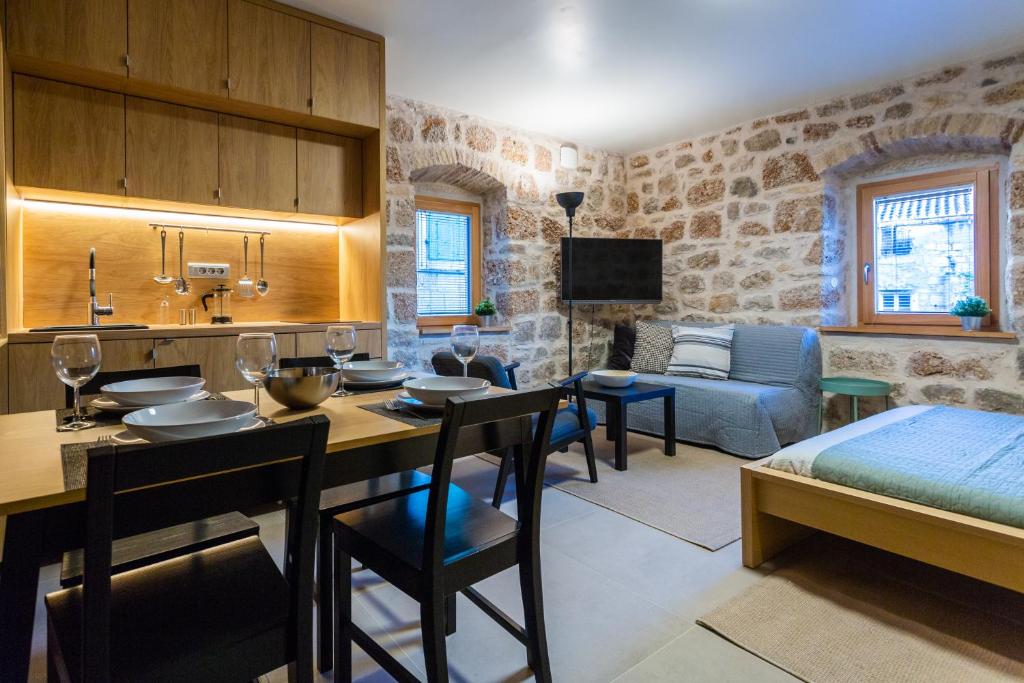 Kuchyň nebo kuchyňský kout v ubytování Studio Suites Mila