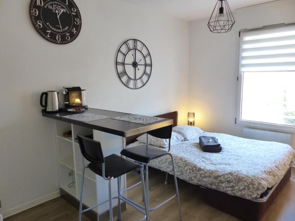 Photo de la galerie de l'établissement ST Clement Studio centre-ville avec parking, à Nantes