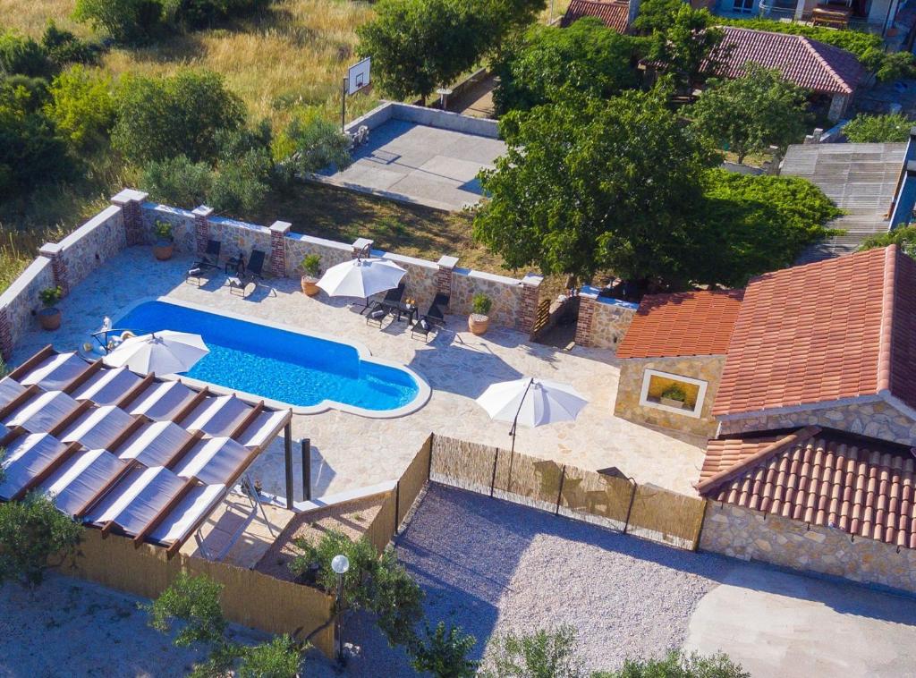 Bazén v ubytování Holiday Home Rider nebo v jeho okolí