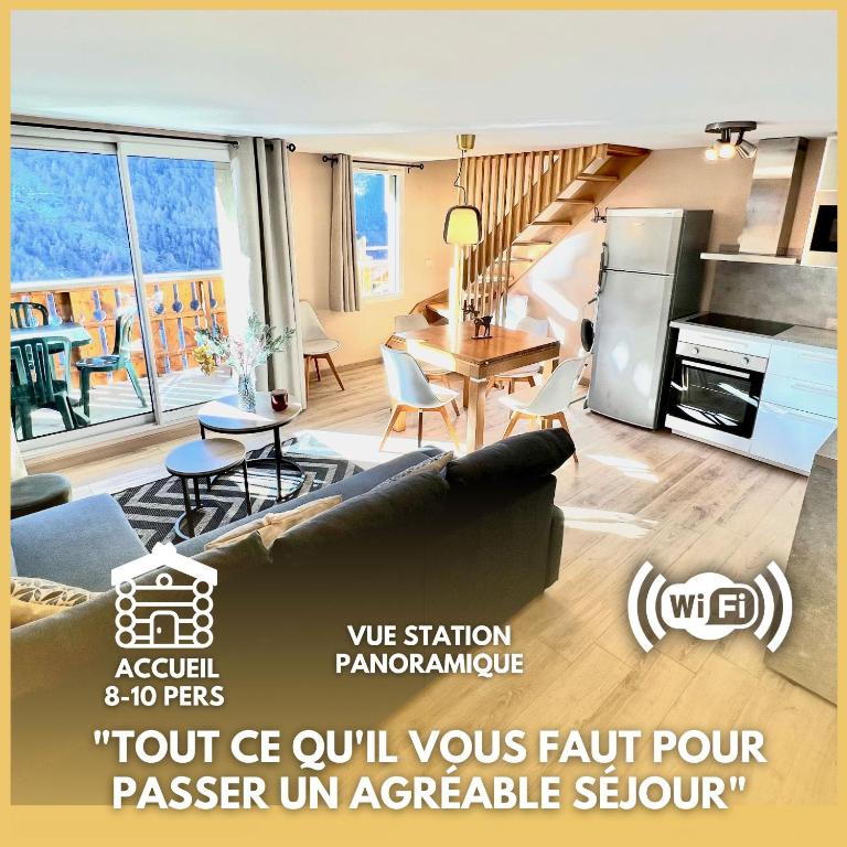 un salon avec un canapé et une salle à manger dans l'établissement Cosy 8-10pers vue montagne Isola 2000, à Isola