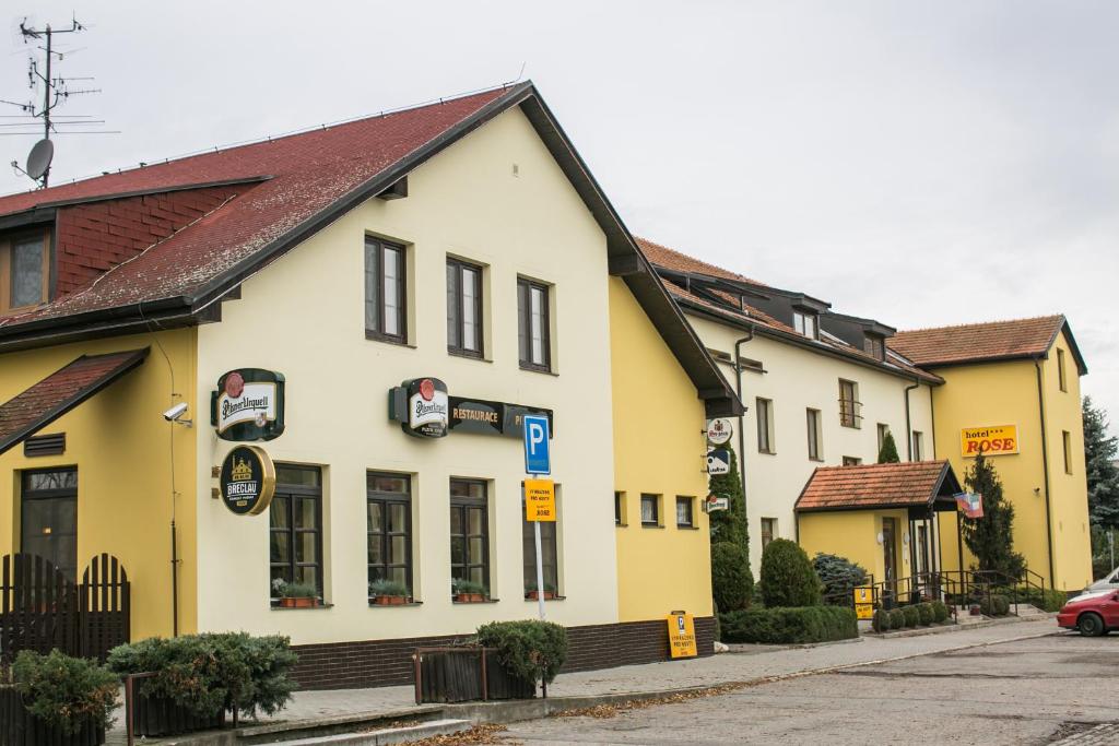 Budova, kde se hotel nachází