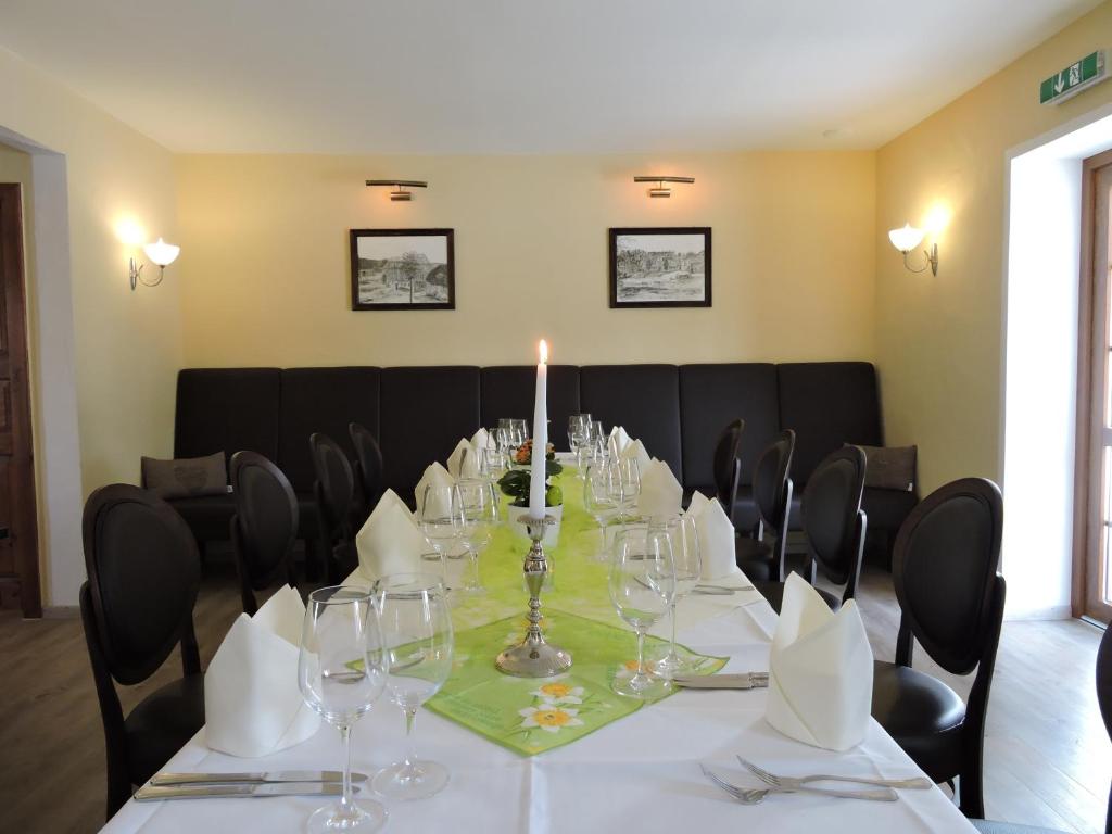 Fotografie z fotogalerie ubytování Hotel Zum Herrenhaus v destinaci Behringen