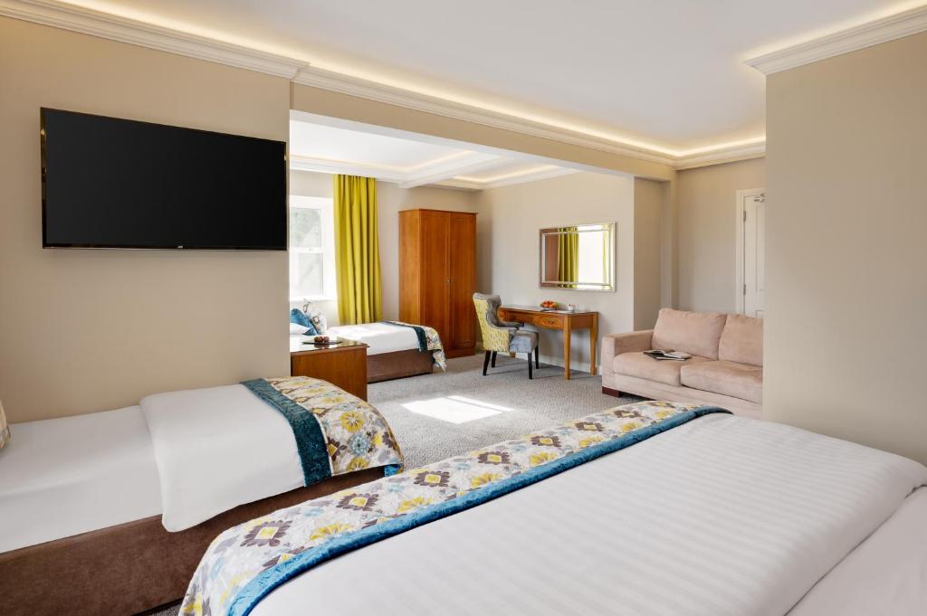 Cork's Vienna Woods Hotel & Villas - Resim 8