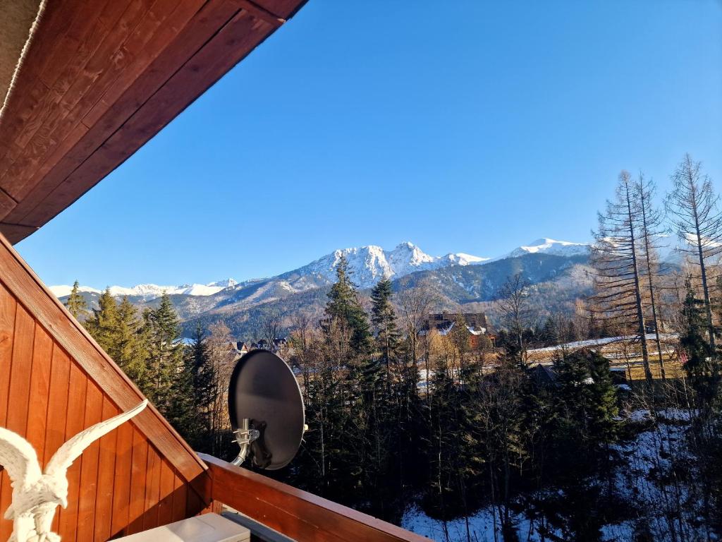 Výhľad na hory alebo výhľad na hory priamo z apartmánu