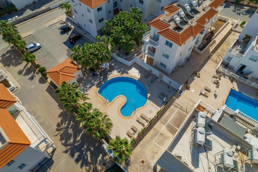 Royal Seaside Stay