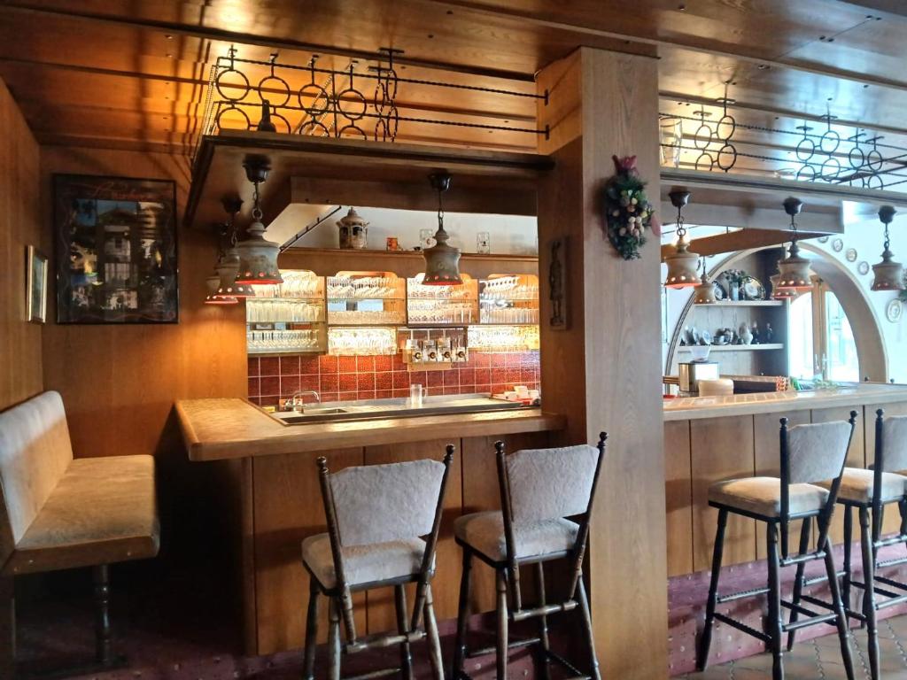 Lounge nebo bar v ubytování Hotel Hahnenkleer Hof
