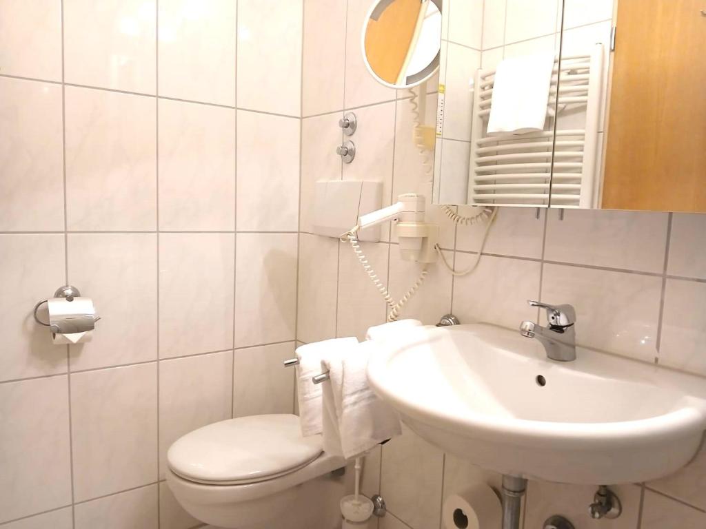 Koupelna v ubytování Hotel Hahnenkleer Hof