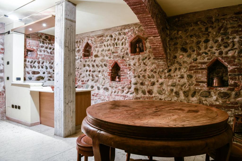 Residence ANTICO SAN ZENO centro storico - Resim 18