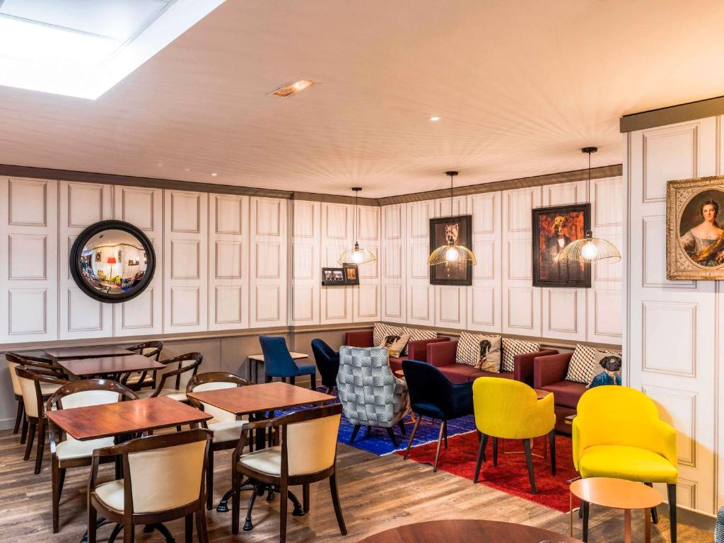 Posezení v ubytování Mercure Paris Roissy CDG