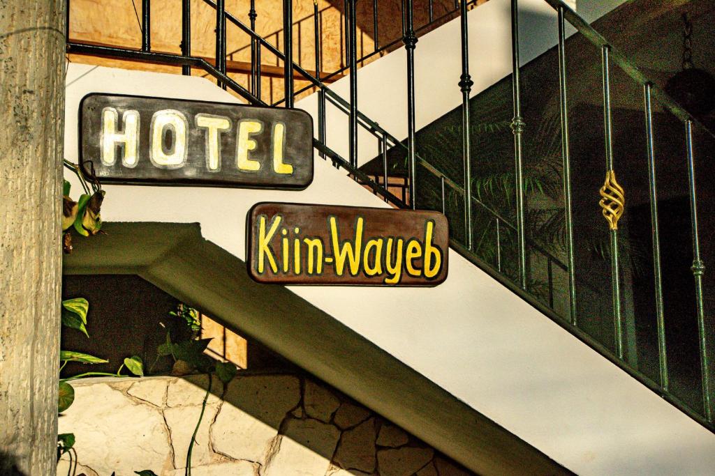 Certifikát, hodnocení, plakát nebo jiný dokument vystavený v ubytování Hotel Boutique Kiin Wayeb