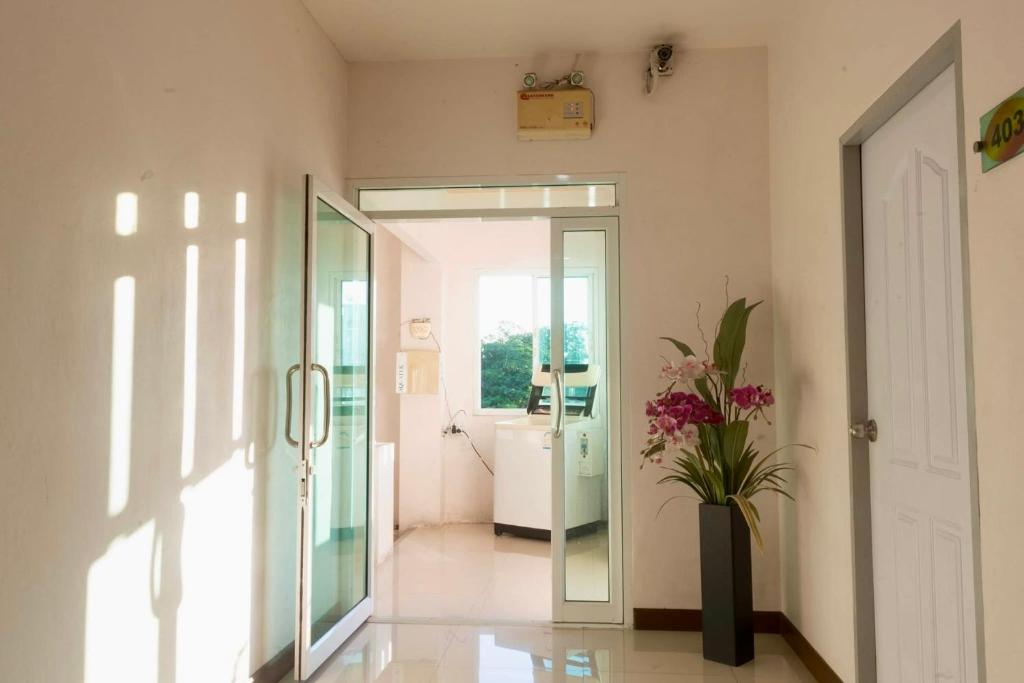 Ree- Riverside hotel - Resim 40