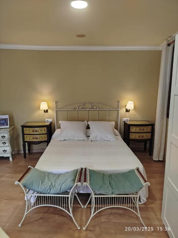 Posteľ alebo postele v izbe v ubytovaní O Apartamento do Xanza, ideal para parejas ADAPTADO MOVILIDAD REDUCIDA