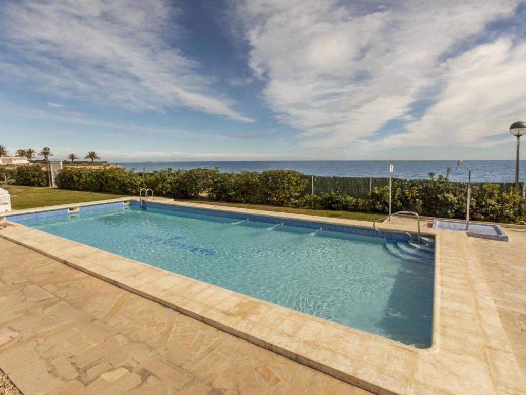 Bazén v ubytovaní Apartment Cala Montero I by Interhome alebo v jeho blízkosti
