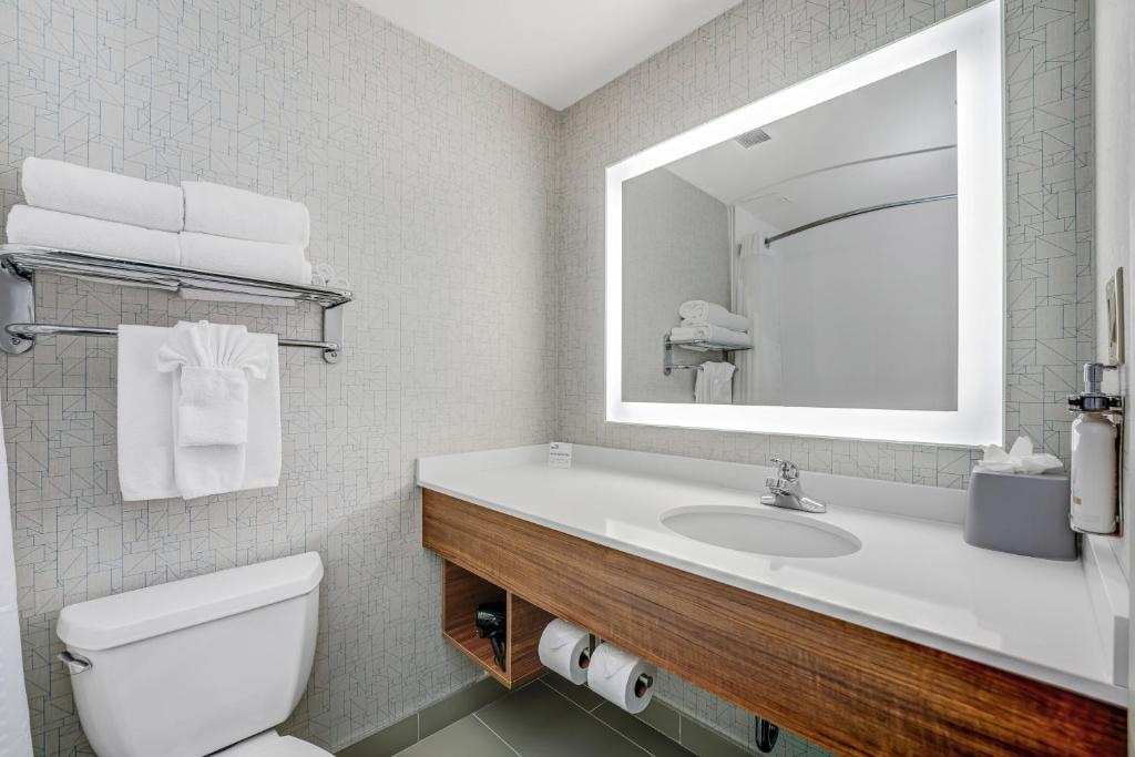Holiday Inn Express Hotel & Suites-Edmonton South by IHG - Resim 21
