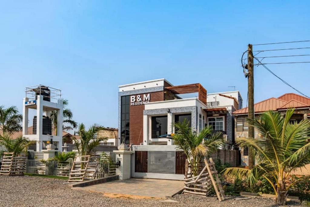 Gallery image of B&M residence in Dawhwenya