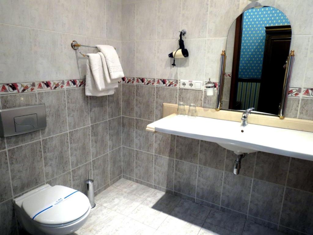 Koupelna v ubytování Florence Hotel