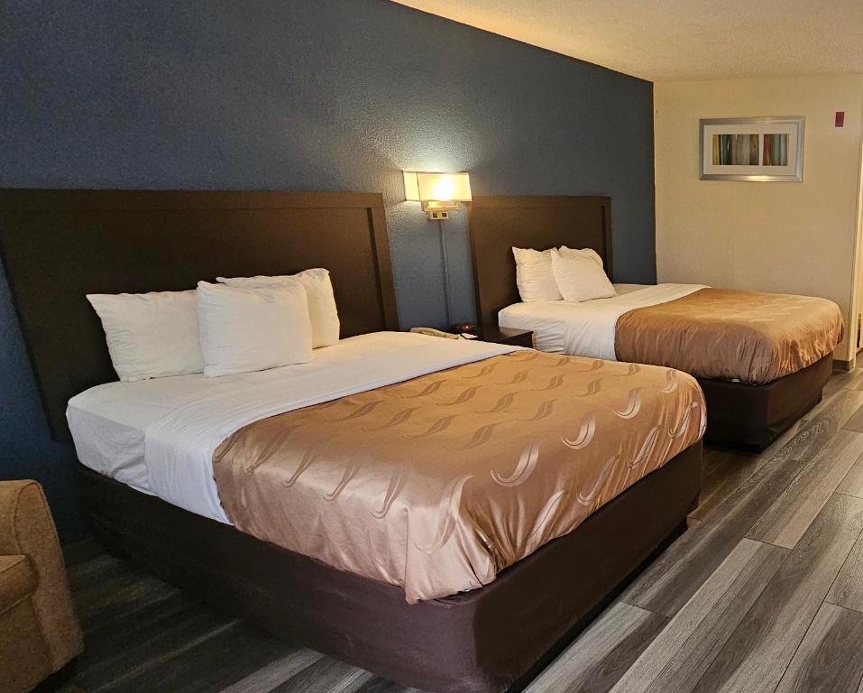 Quality Inn Sumter near Shaw AFB - Habitación Cuádruple - Fumadores