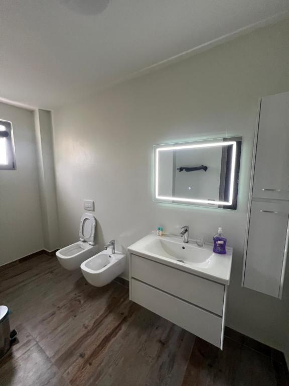 Koupelna v ubytování Imperial suite Vlora
