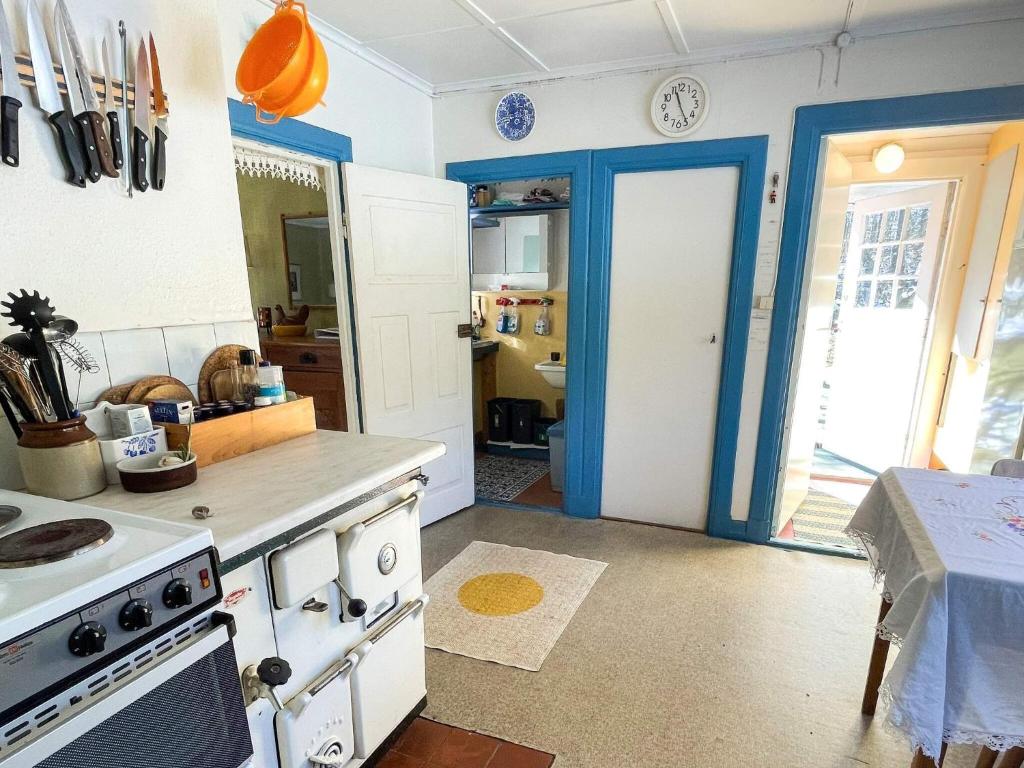 Kuchyň nebo kuchyňský kout v ubytování Holiday home SÖLVESBORG XVI