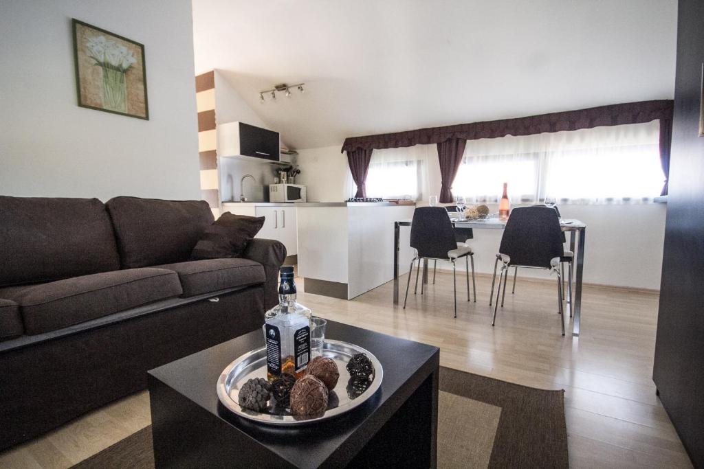 Area soggiorno di Apartment Katoro
