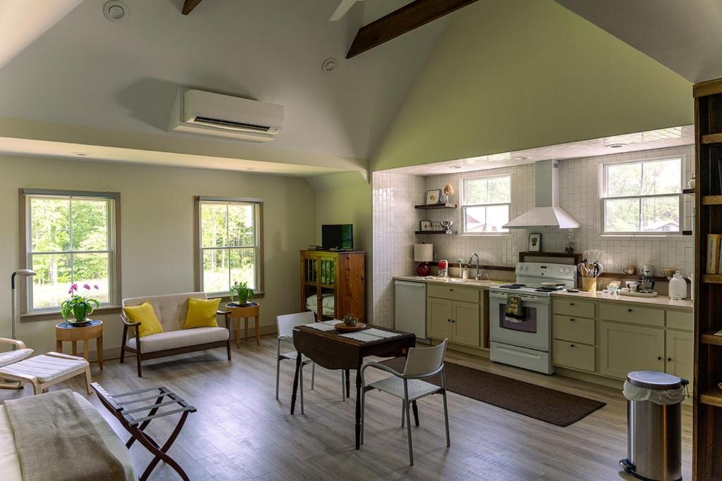 Kuchyň nebo kuchyňský kout v ubytování Sobremesa Farm Apartment