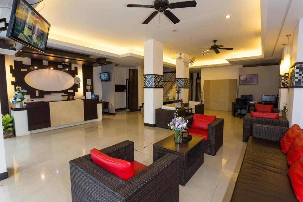TV a/nebo společenská místnost v ubytování Star House Patong