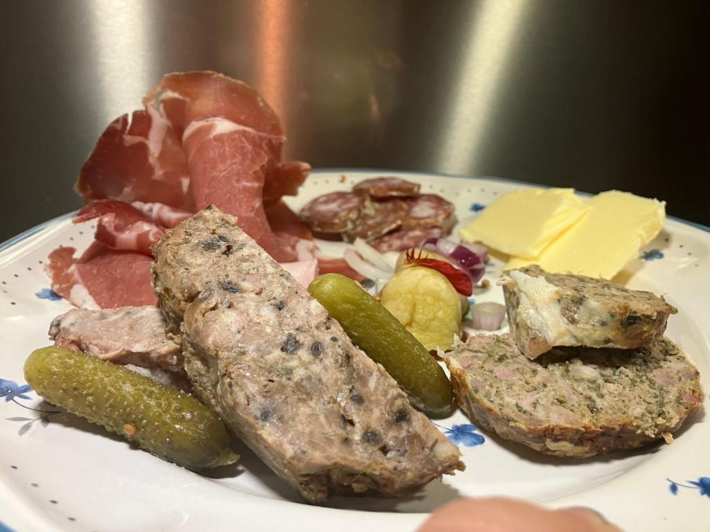 Jídlo v luxury tent nebo okolí