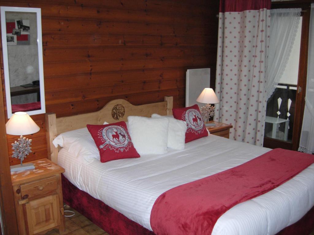 Au Bois de Lune - Quadruple Room With Balcony