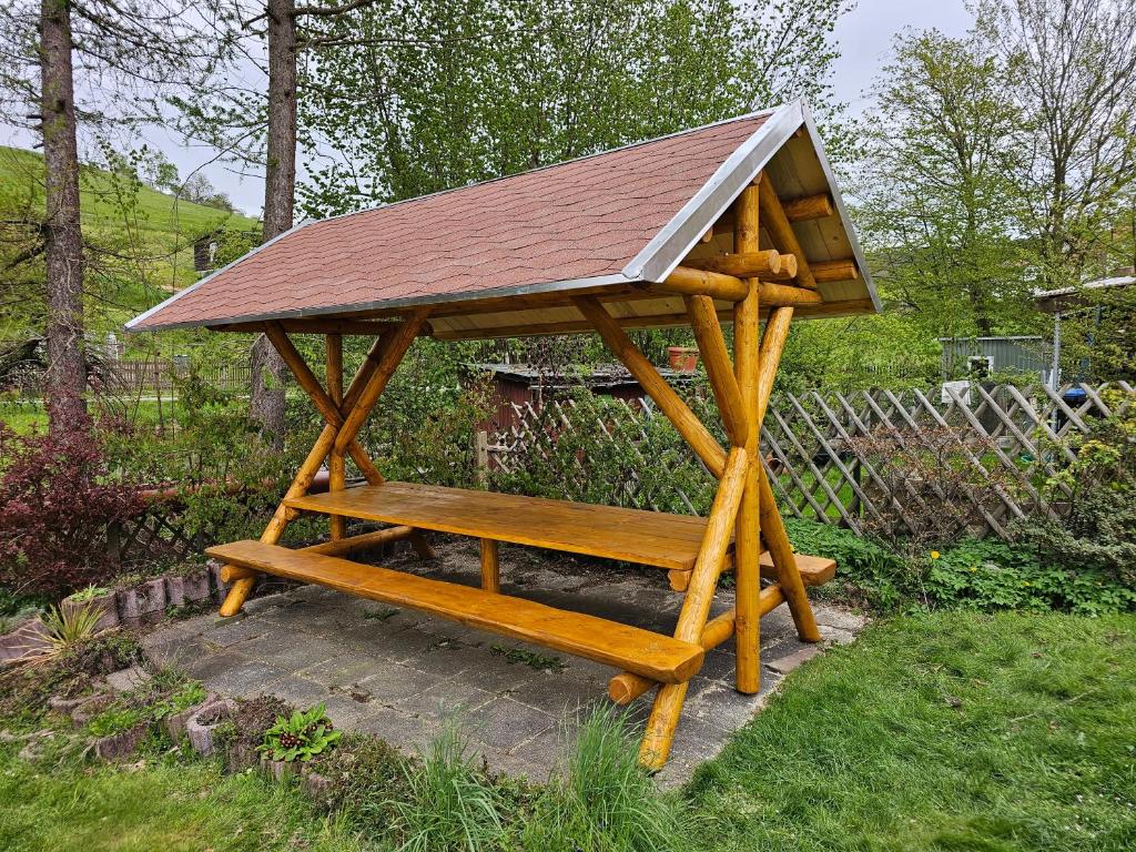 Zahrada ubytování Ferienwohnung West - Alte Schule Sachswitz