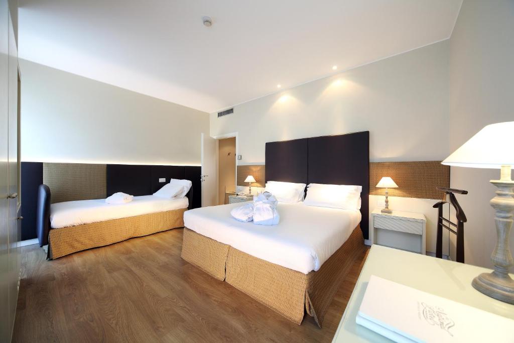 National Hotel - Resim 16