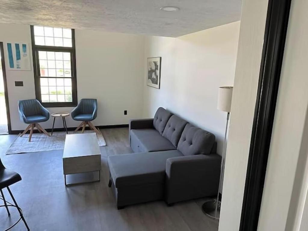 Harborside Suites - Suite Deluxe Con Cama Extragrande