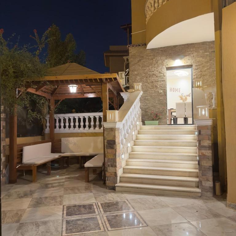 Fotografie z fotogalerie ubytování Hotel Apartment In Sheikh Zayed With Private Entrance v destinaci Sheikh Zayed