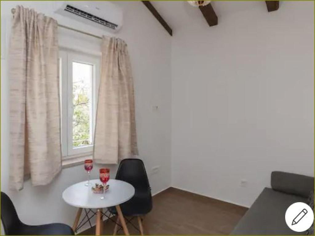 Apartments Dub - Comfort One-Bedroom Apartment with Shared Terrace no 1
