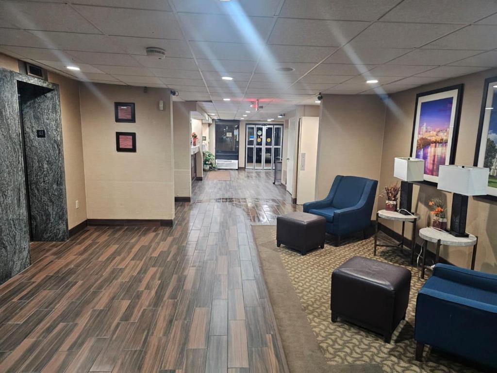 Posezení v ubytování Comfort Inn Wethersfield - Hartford