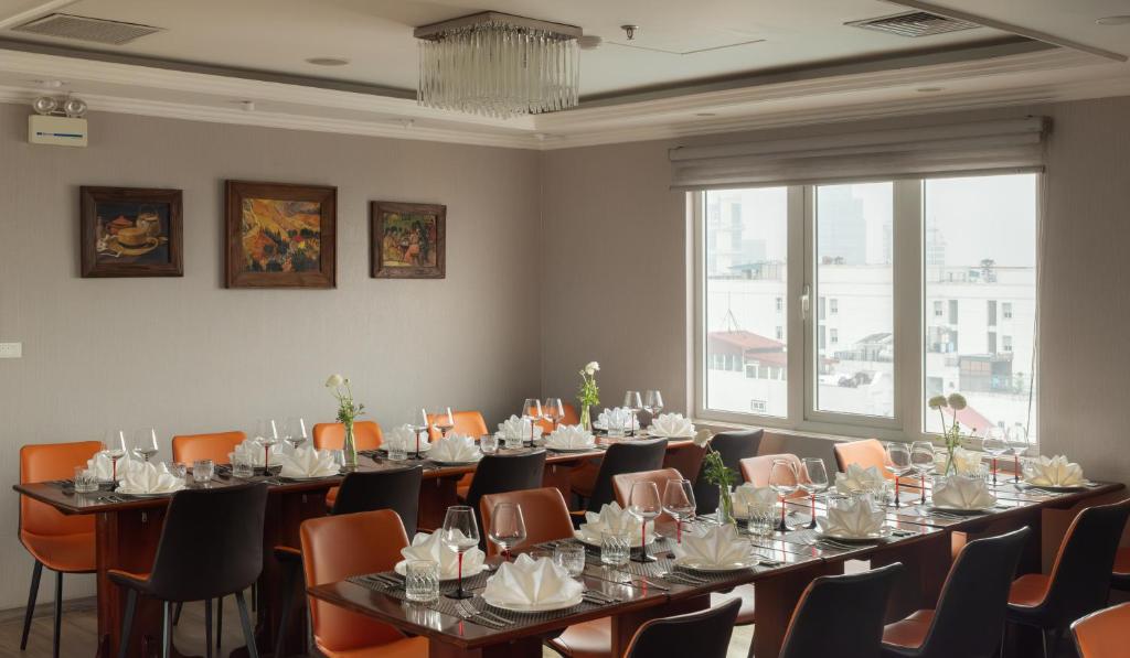 Restaurace v ubytování Champton Hanoi Hotel