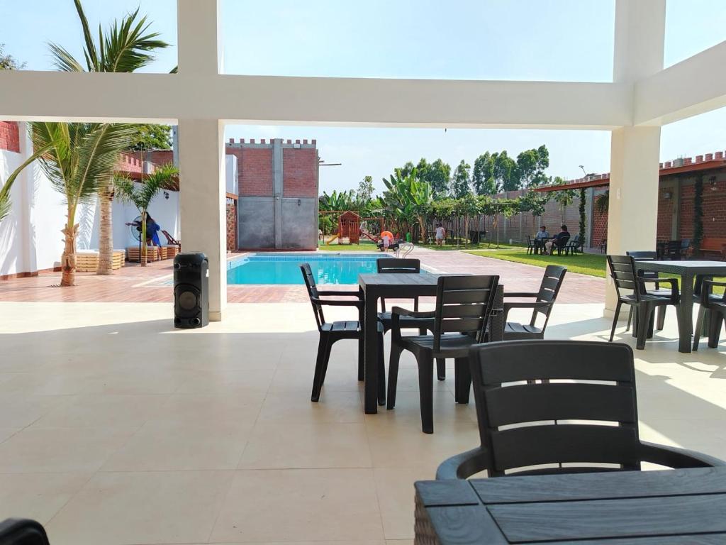 Πισίνα στο ή κοντά στο Oliver's Garden Country Hotel