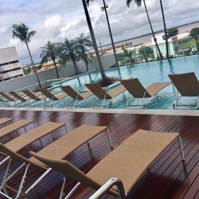 Bazén v ubytování Loft que parece SPA em Belém nebo v jeho okolí