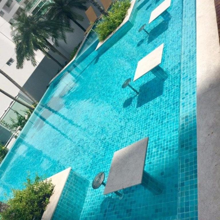 Bazén v ubytování Loft que parece SPA em Belém nebo v jeho okolí