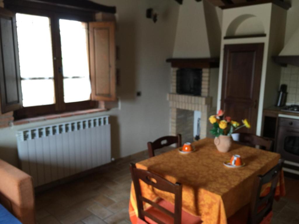 Azienda Agrituristica I Tre Casali - Apartment Mit 1 Schlafzimmer (2 Erwachsene + 2 Kinder)