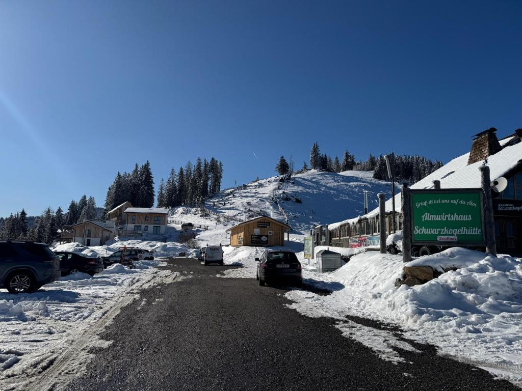 Berglisl - direkt an der Schipiste! Neue Ferienwohnung mit Sauna v zimě